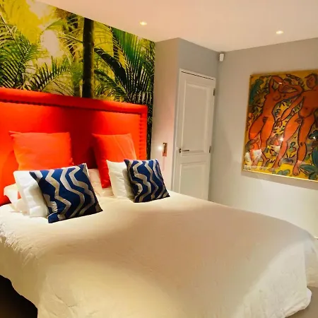 Luxury In With Swimming Pool & Sea View Villa *
