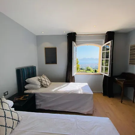 Luxury In With Swimming Pool & Sea View Villa *